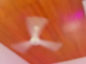 Alicekiing_  live sex cam