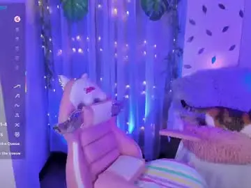 Aquamarinebubble  live sex cam