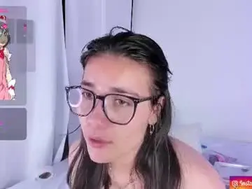 Aurora_divine  live sex cam