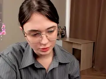 Carmellasavina  live sex cam