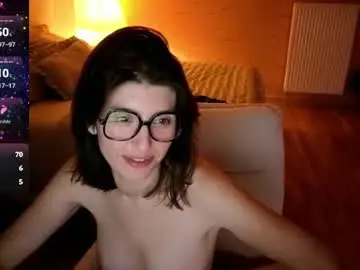 Charlieangella  live sex cam