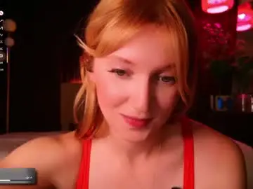Jenniferwhoreance  live sex cam