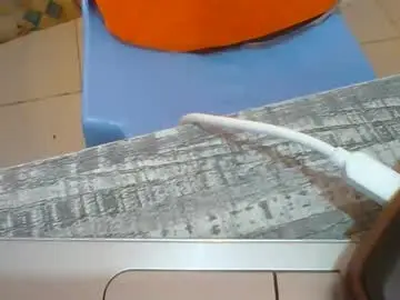 Lovelyy_dreams  live sex cam