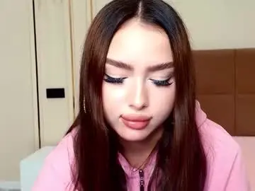 Maddieperezz_  live sex cam