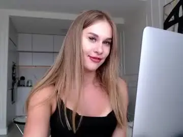 Mistressuniverse  live sex cam