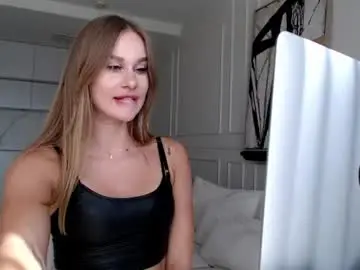 Mistressuniverse  live sex cam