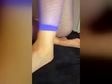 Redsoles1985  live sex cam
