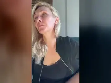 Secret_ladyxx  live sex cam