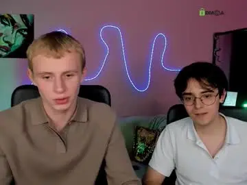 Tobi_yours  live sex cam