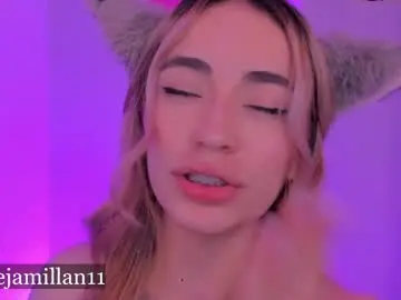 Alejamillan1  live sex cam