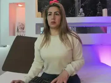 Cinthya_mjs  live sex cam