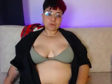 Curly_cam_queen  live sex cam