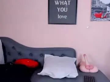 Gracehall  live sex cam