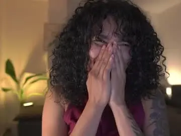 Kyria__1  live sex cam