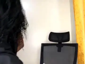 Miss_squirts  live sex cam