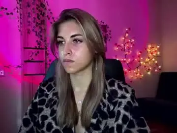 Monikaanis  live sex cam