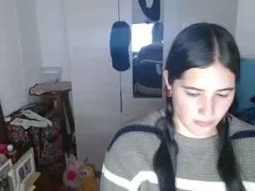 Naomi_d  live sex cam