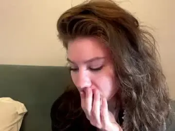 Selenakiss_  live sex cam