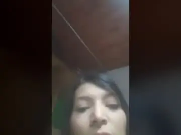 Shantal1060  live sex cam