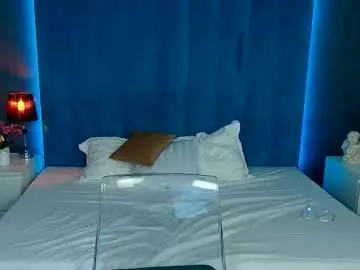 Skinnyjennifer22  live sex cam