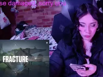 Yuna_pink666  live sex cam
