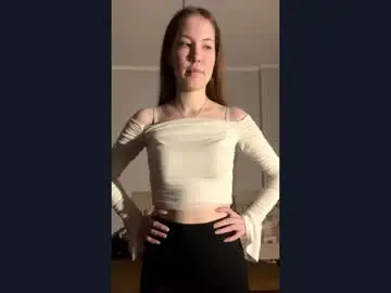 Aurorabir  live sex cam