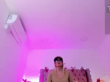 Candiegilson__  live sex cam