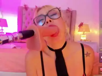 Candiegilson__  live sex cam