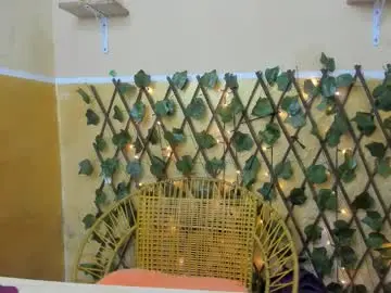 Clarasuperboobs  live sex cam