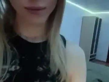 Hazelbelgrade  live sex cam