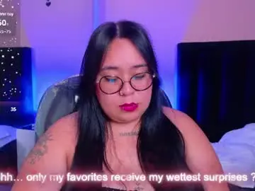 Iriis_bloom_  live sex cam