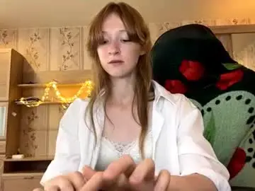 Louracryderman  live sex cam