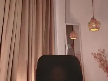 Nicolletease  live sex cam