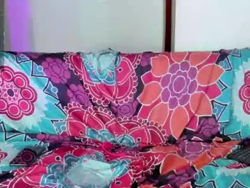 Nikki_uwu  live sex cam