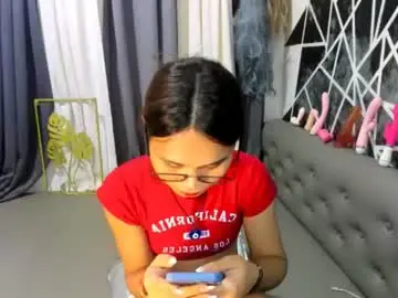 Transbigcockselfsucker  live sex cam