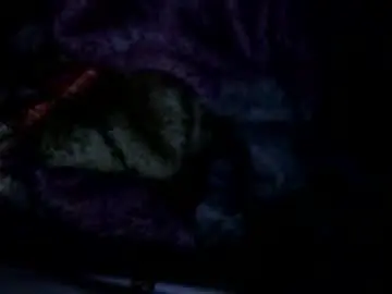 Zuppyluxe  live sex cam