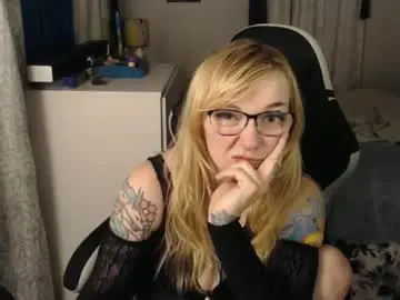 Babymommasmilk  live sex cam