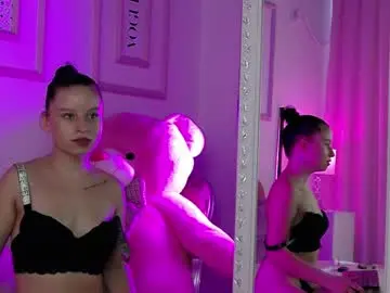 Bonnye_bee  live sex cam