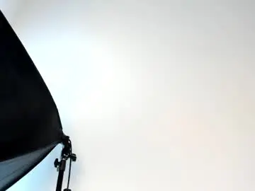 Brittany_cute18  live sex cam