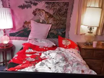 Clover922169  live sex cam