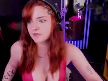 Estertwilight  live sex cam