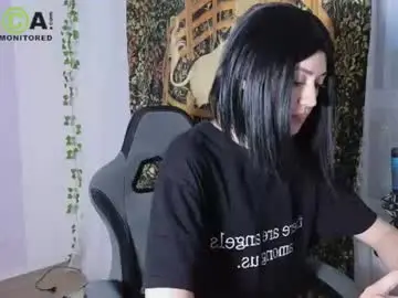 Queenofwandss  live sex cam