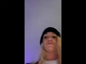 Sexy738728  live sex cam