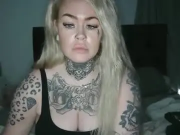 Skyenoirx  live sex cam