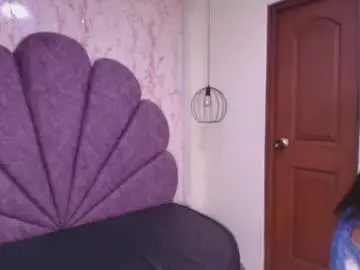 _alaia_collway_  live sex cam