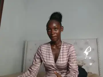 Africanpetitequeen  live sex cam