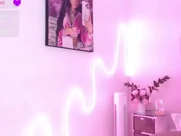 Dulcejoness  live sex cam