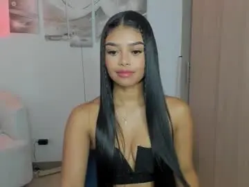 Hailey_florez  live sex cam