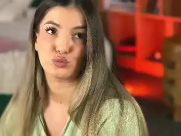Kellymathews  live sex cam