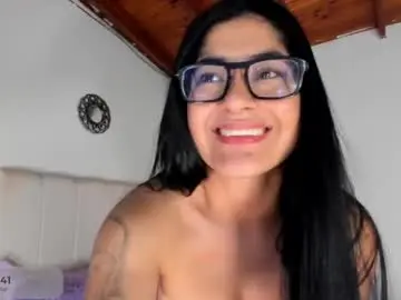 Leticiaroldan  live sex cam